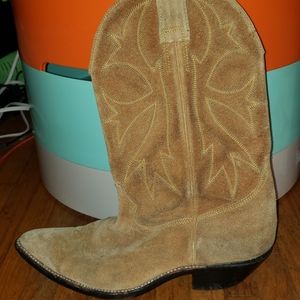 Vintage don quijote cowboy boots